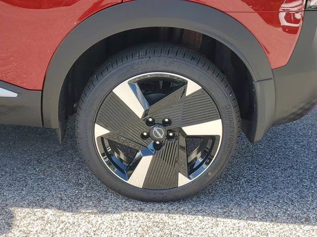 2026 Scarlet Ember Tintcoat Nissan Kicks SR FWD SUV