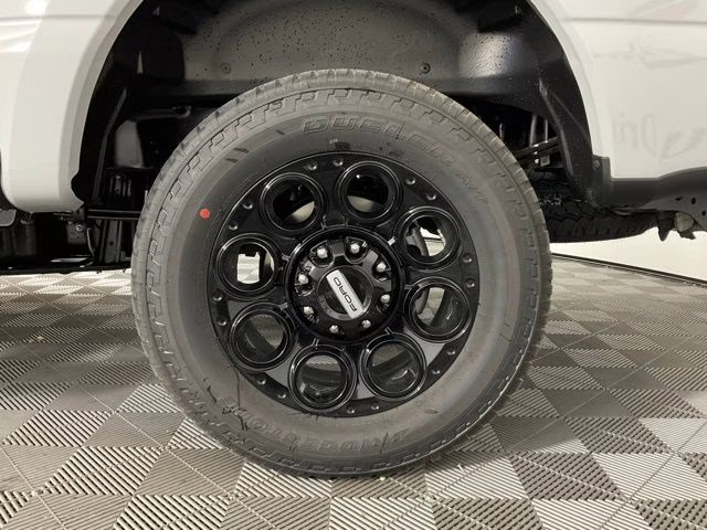 2026 Avalanche Ford Super Duty F-250 SRW Lariat 4X4 Truck