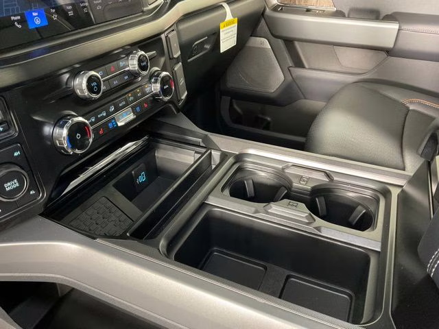 2026 Avalanche Ford Super Duty F-250 SRW Lariat 4X4 Truck