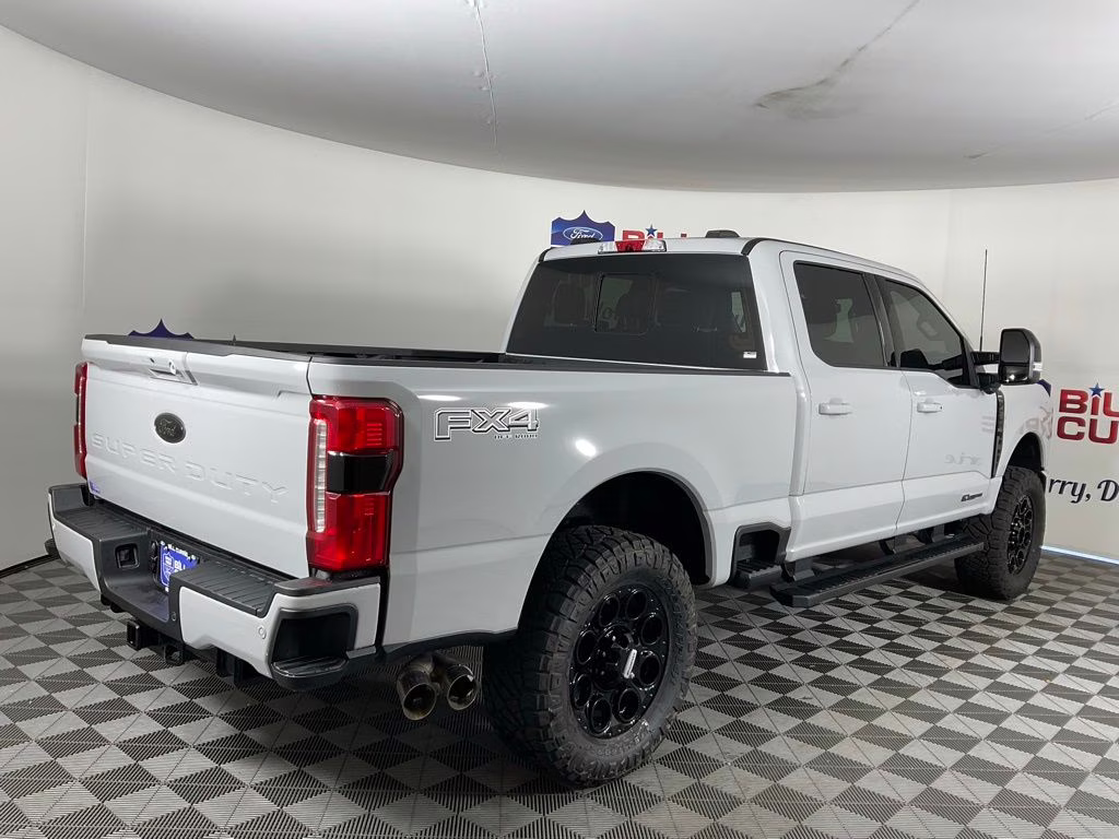 2026 Avalanche Ford Super Duty F-250 SRW Lariat 4X4 Truck