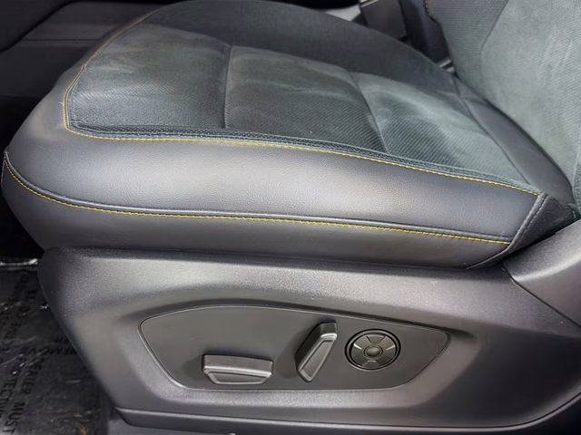 2026 Star White Metallic Tri-Coat Ford Explorer Tremor 4X4 SUV