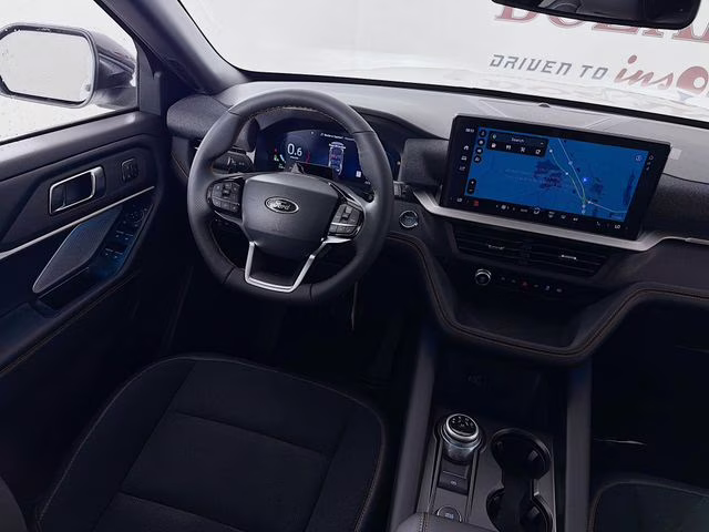 2026 Star White Metallic Tri-Coat Ford Explorer Tremor 4X4 SUV