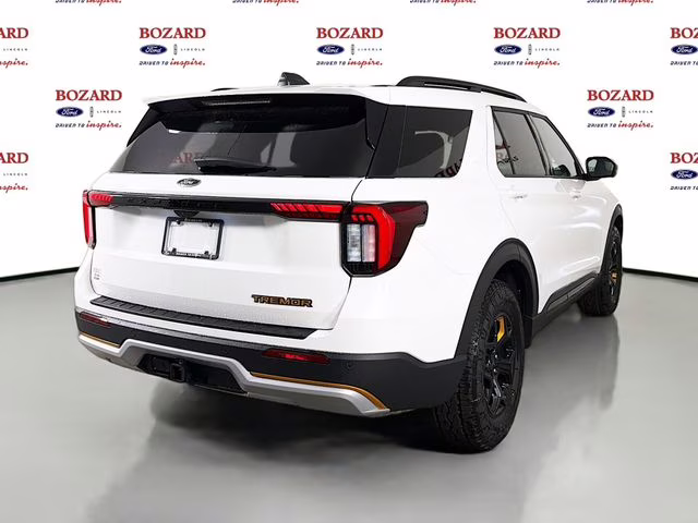 2026 Star White Metallic Tri-Coat Ford Explorer Tremor 4X4 SUV