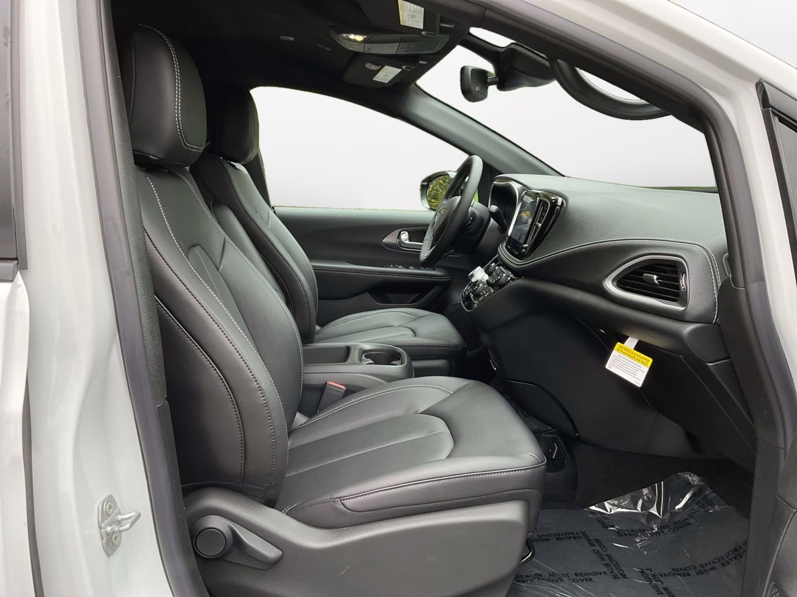 2026 Bright White Clearcoat Chrysler Pacifica Select AWD Van