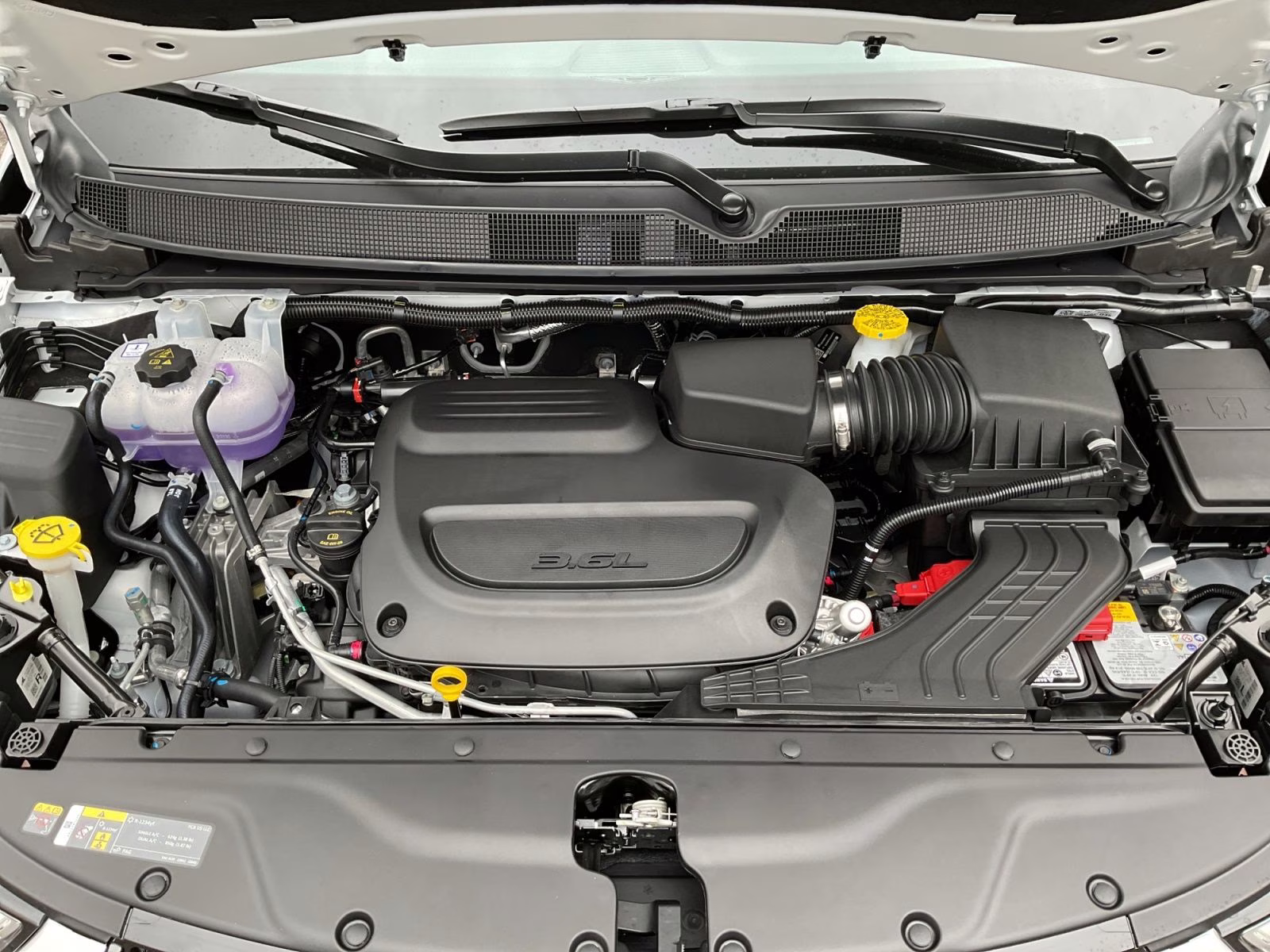 2026 Bright White Clearcoat Chrysler Pacifica Select AWD Van