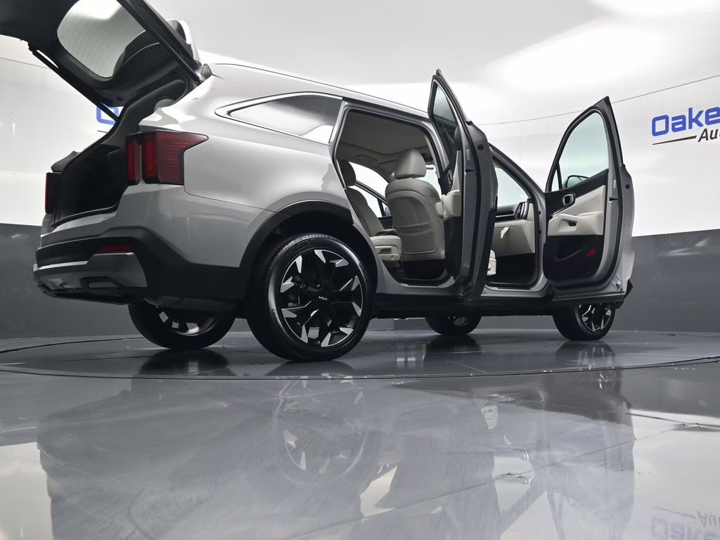 2025 Wolf Gray Kia Sorento EX AWD SUV