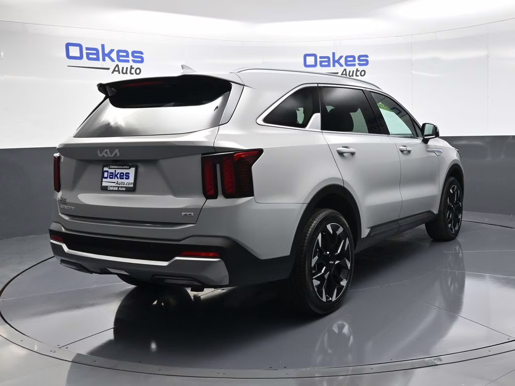 2025 Wolf Gray Kia Sorento EX AWD SUV