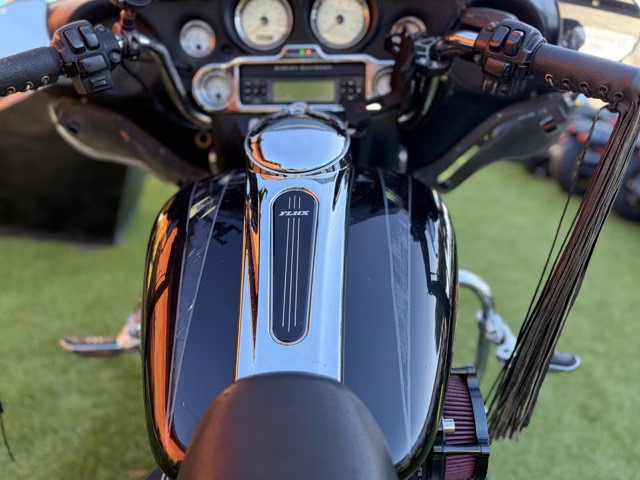 2011 Black Harley Davidson Street Glide