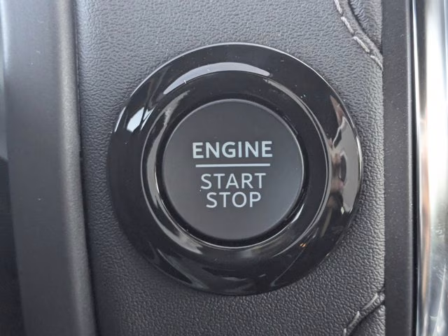 2025 Gray Metallic Ford Expedition Platinum 4X4 SUV