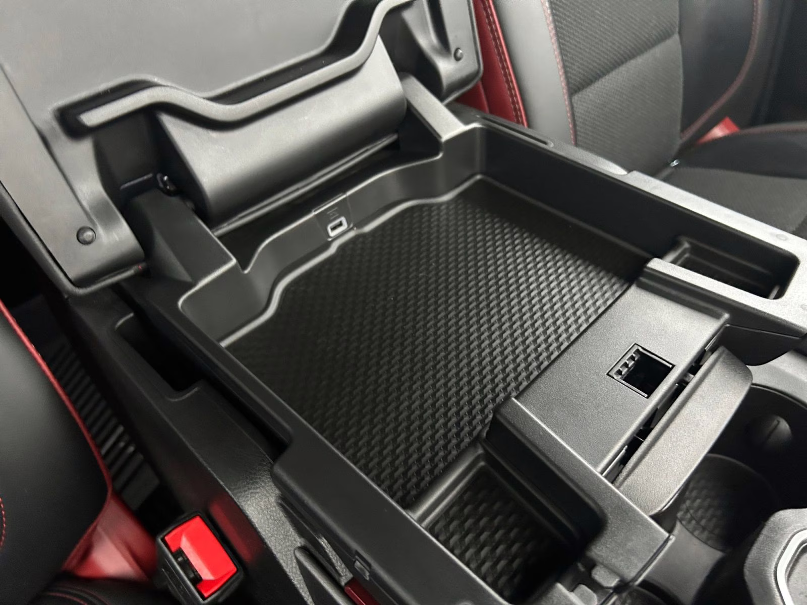 2024 Diamond Black Crystal Pearlcoat Ram 1500 Rebel 4X4 Truck