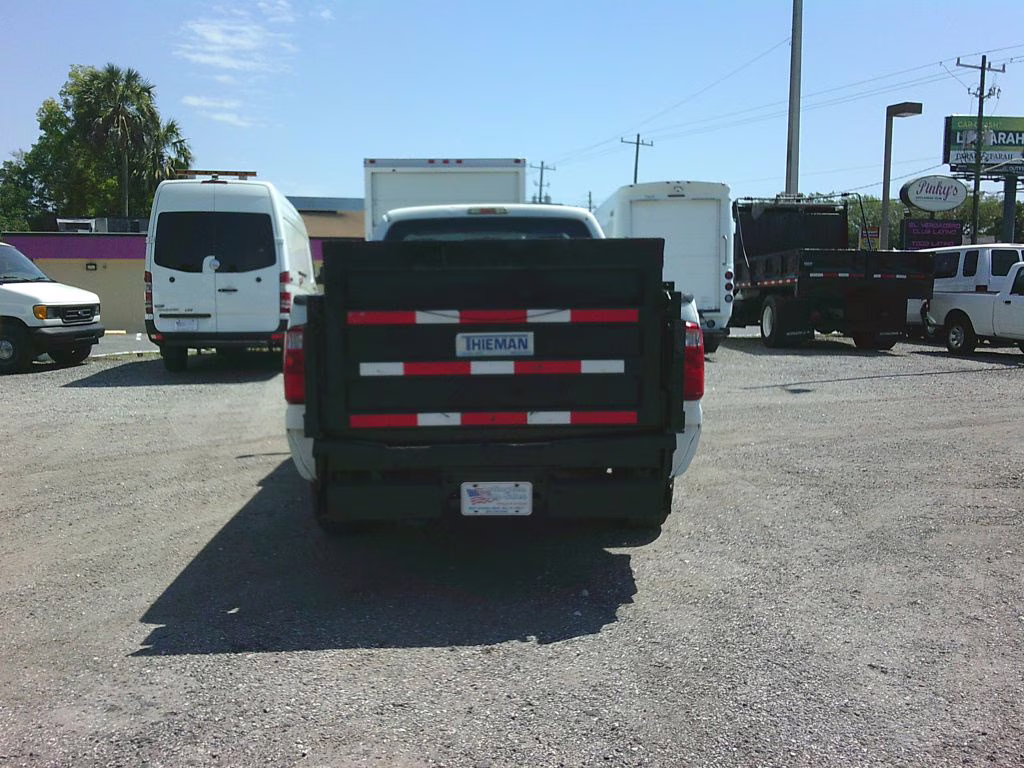 2012 WHITE Ford F250 SUPER DUTY RWD Truck