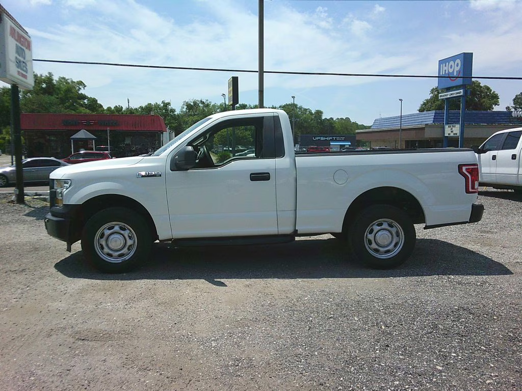 2015 WHITE Ford F-150 RWD Truck