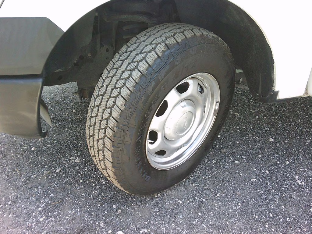 2014 WHITE Ford F-150 RWD Truck
