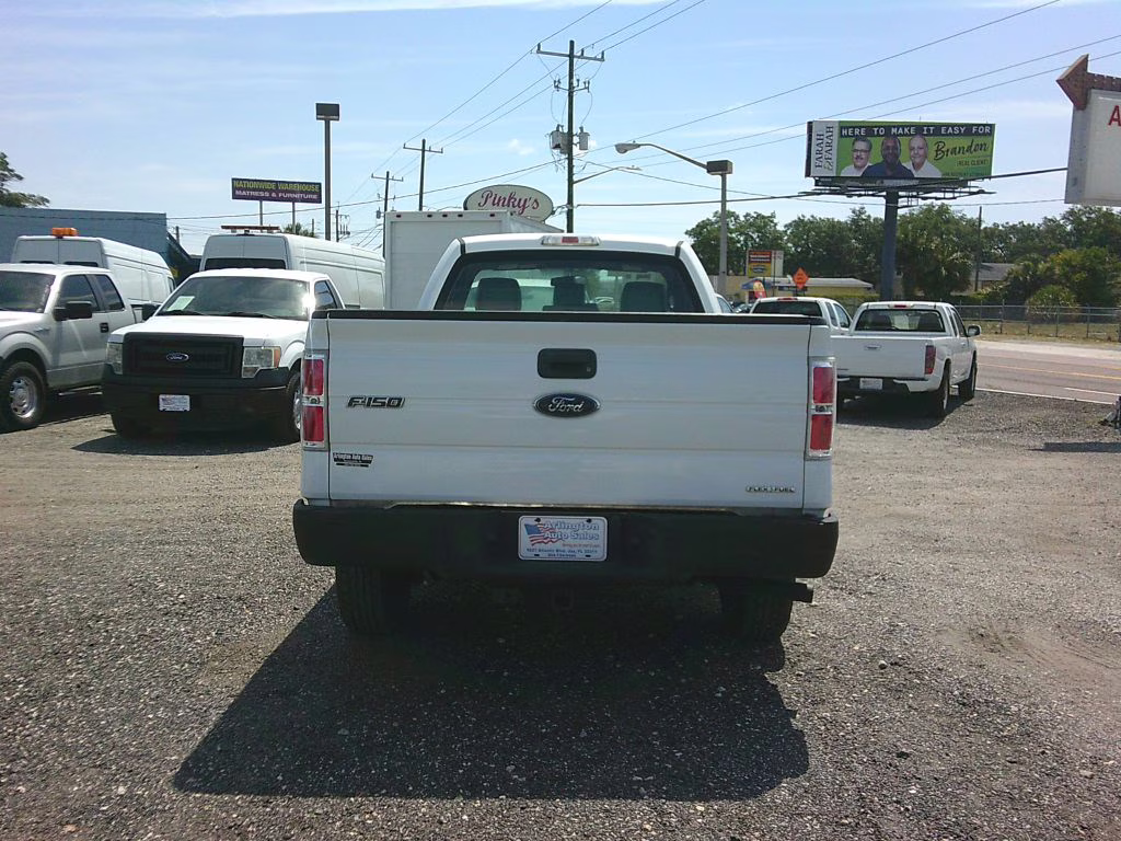 2014 WHITE Ford F-150 RWD Truck