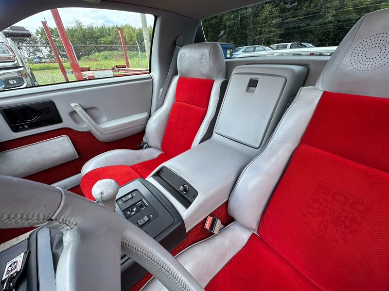 1984 WHITE Pontiac Fiero SE RWD Coupe