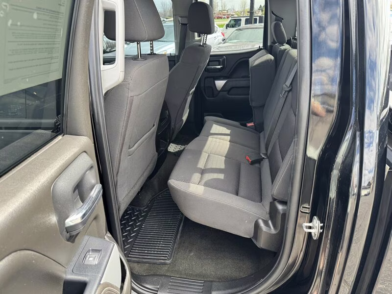 2018 Black Chevrolet Silverado 1500 LT 4X4 Truck