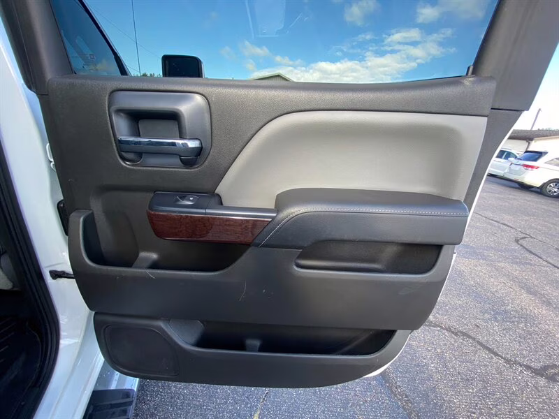 2018 Summit White GMC Sierra 1500 SLT 4X4 Truck