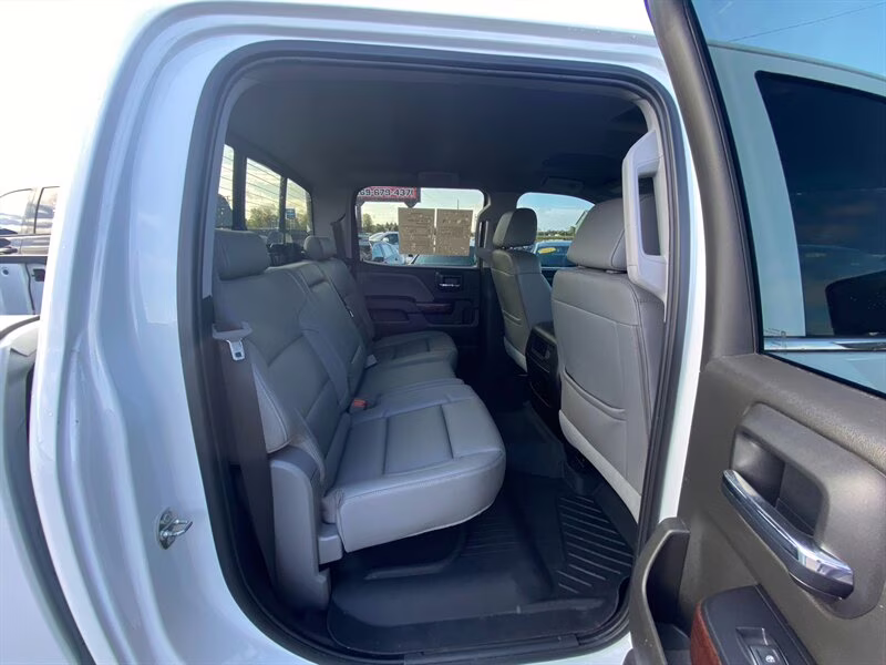 2018 Summit White GMC Sierra 1500 SLT 4X4 Truck