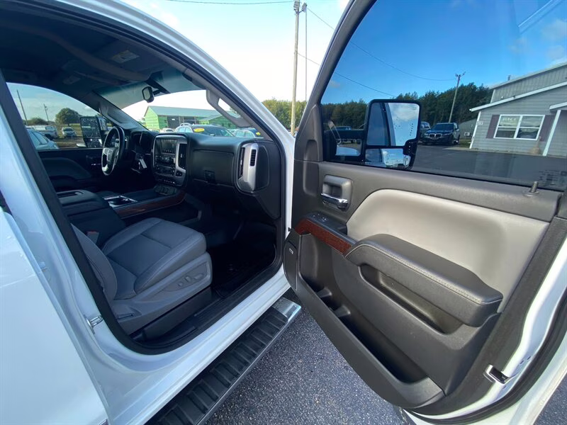 2018 Summit White GMC Sierra 1500 SLT 4X4 Truck