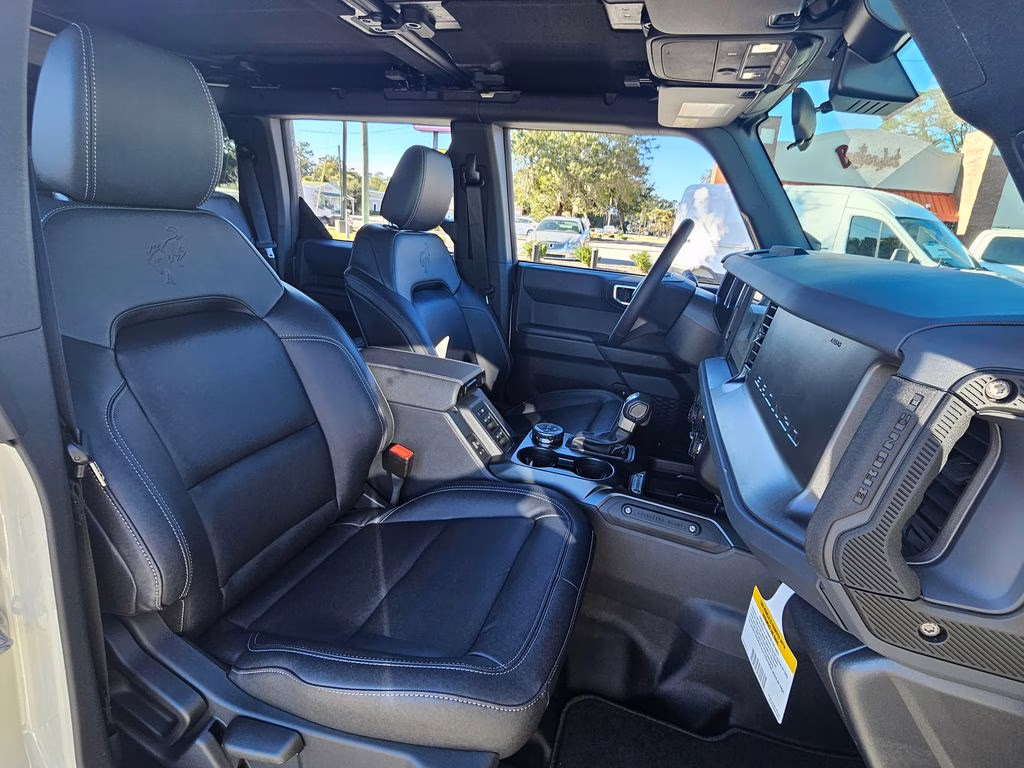 2025 Desert Sand Ford Bronco Big Bend 4X4 SUV