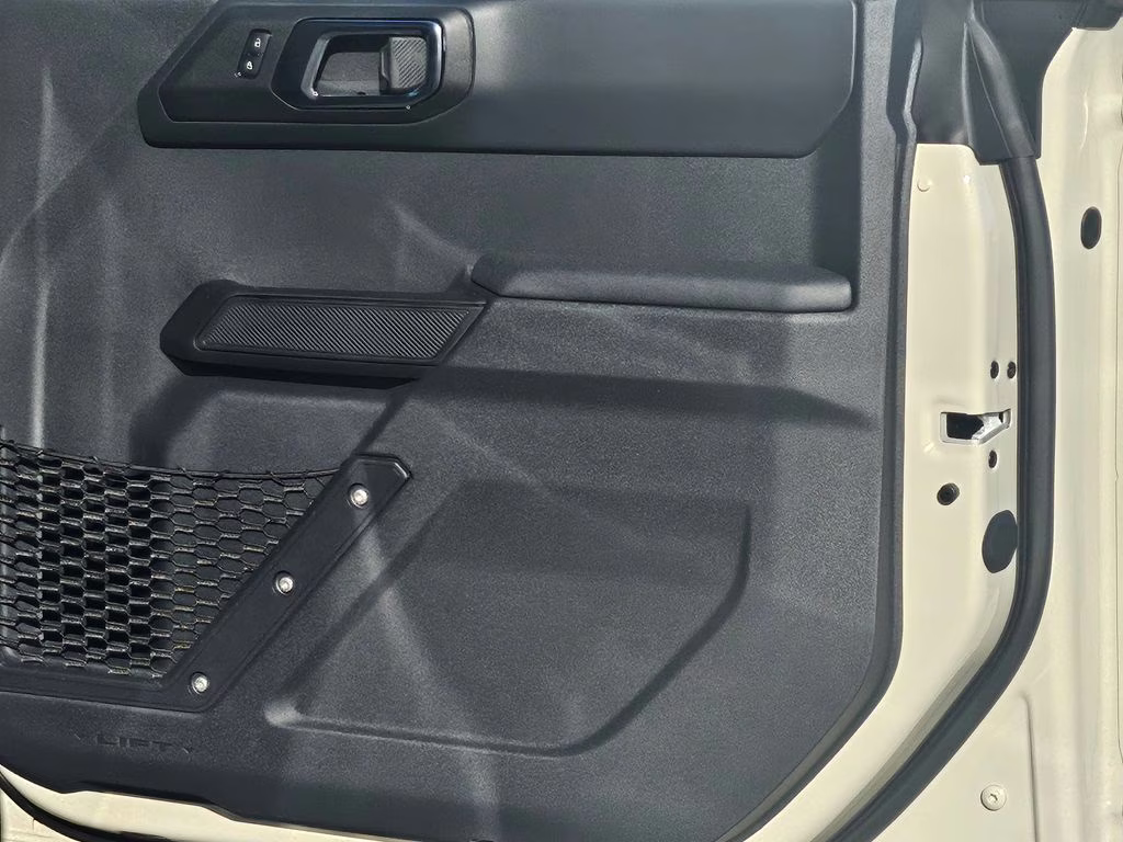 2025 Desert Sand Ford Bronco Big Bend 4X4 SUV