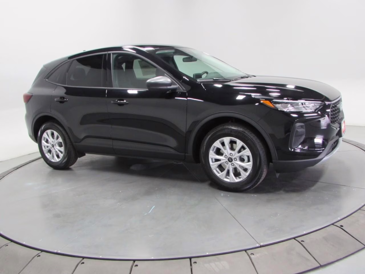 2026 Agate Black Metallic Ford Escape Active FWD SUV