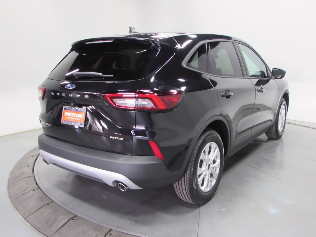 2026 Agate Black Metallic Ford Escape Active FWD SUV