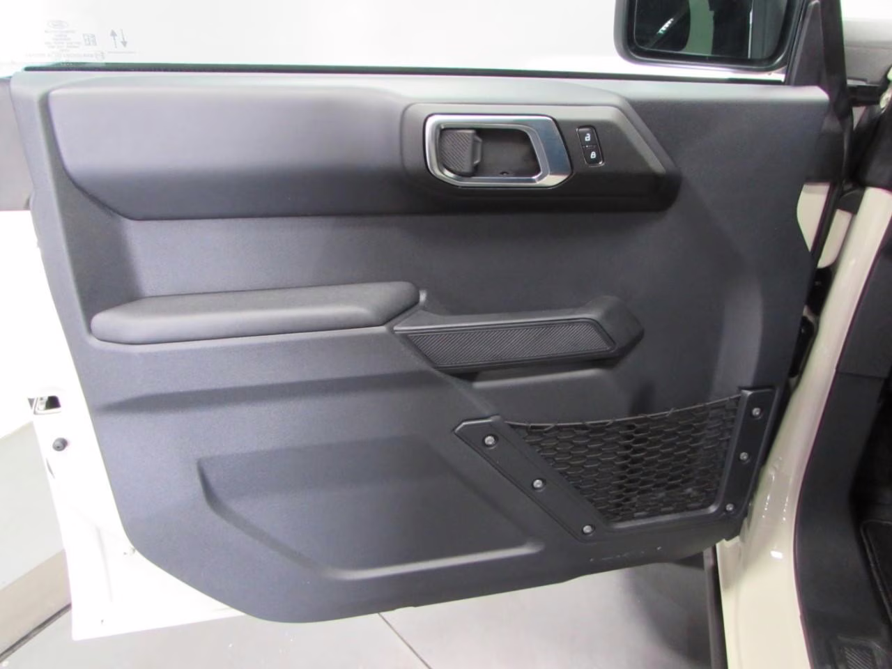 2025 Desert Sand Ford Bronco Badlands 4X4 SUV