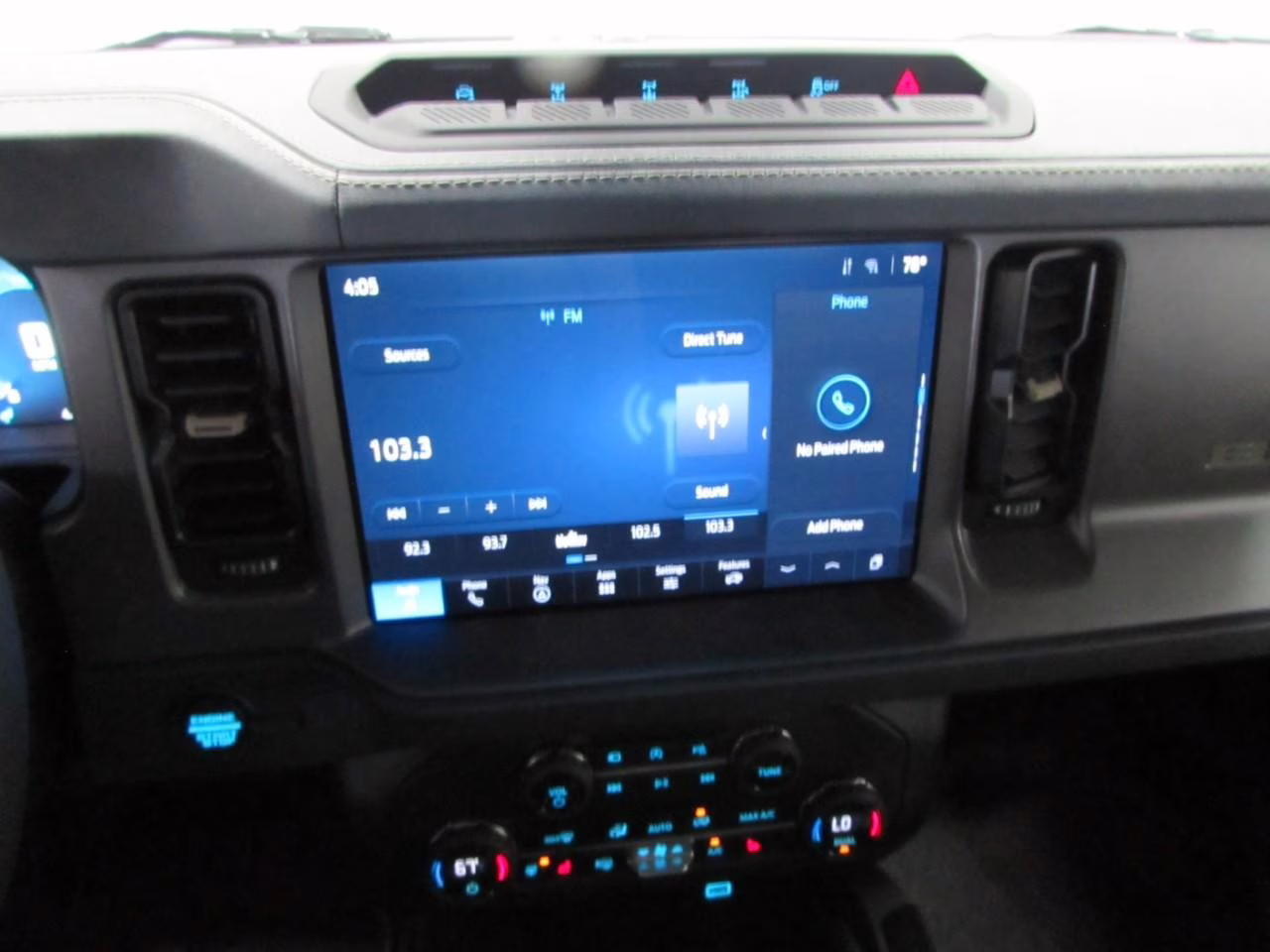 2025 Desert Sand Ford Bronco Badlands 4X4 SUV