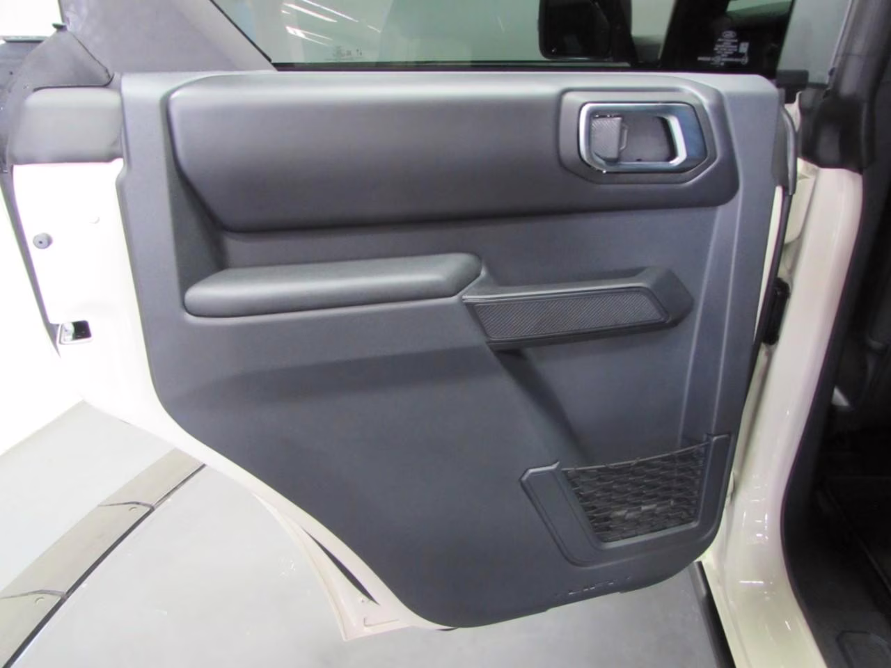 2025 Desert Sand Ford Bronco Badlands 4X4 SUV