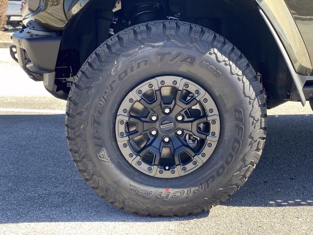 2025 Shelter Green Metallic Ford Bronco Raptor 4X4 Convertible