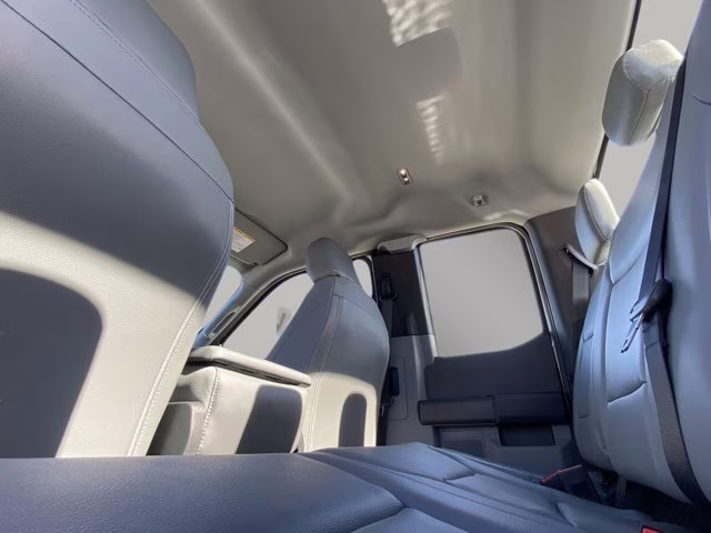 2026 Oxford White Ford Super Duty F-250 SRW XL RWD Truck