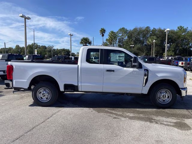2026 Oxford White Ford Super Duty F-250 SRW XL RWD Truck