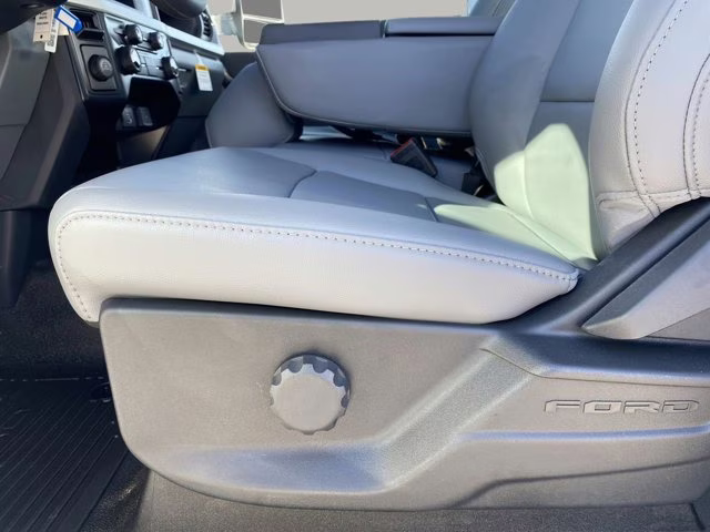 2026 Oxford White Ford Super Duty F-250 SRW XL RWD Truck