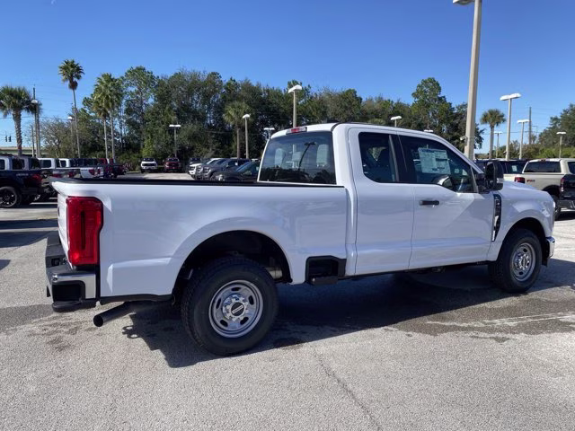 2026 Oxford White Ford Super Duty F-250 SRW XL RWD Truck