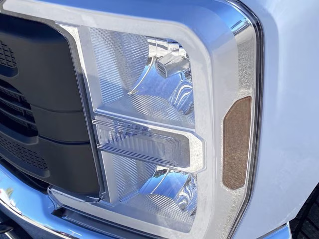 2026 Oxford White Ford Super Duty F-250 SRW XL RWD Truck