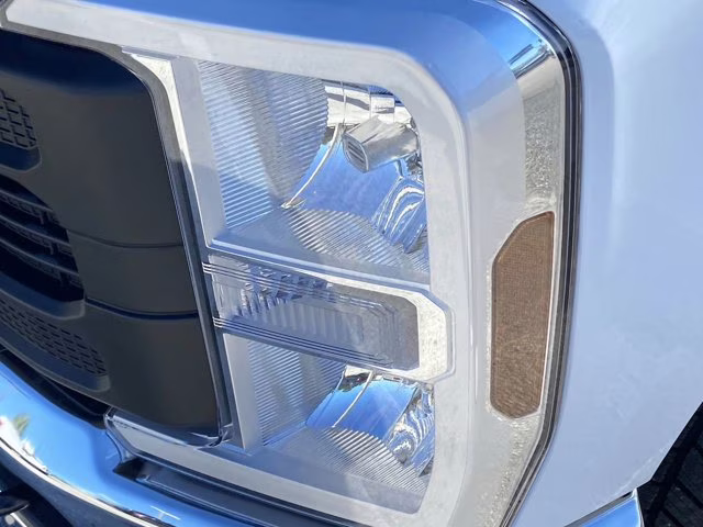 2026 Oxford White Ford Super Duty F-250 SRW XL RWD Truck