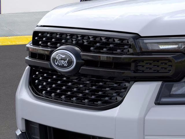 2025 Oxford White Ford Ranger XLT RWD Truck