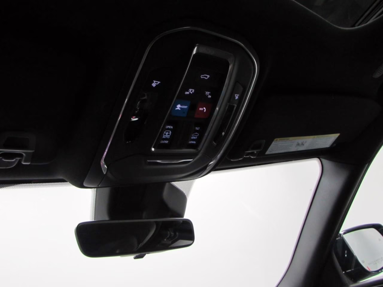 2025 Diamond Black Crystal Pearlcoat Jeep Grand Cherokee L Altitude X 4X4 SUV