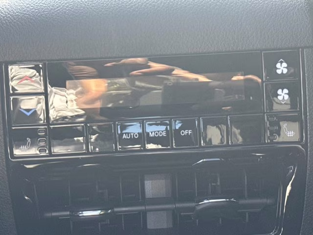 2025 Silver Zynith Jeep Grand Cherokee L Limited 4X4 SUV