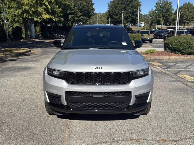 2025 Silver Zynith Jeep Grand Cherokee L Limited 4X4 SUV