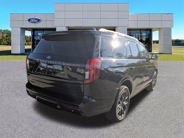 2025 Black Metallic Ford Expedition Platinum 4X4 SUV
