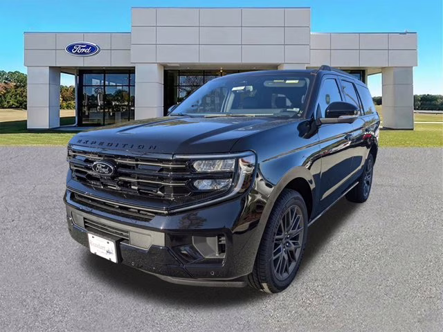 2025 Black Metallic Ford Expedition Platinum 4X4 SUV
