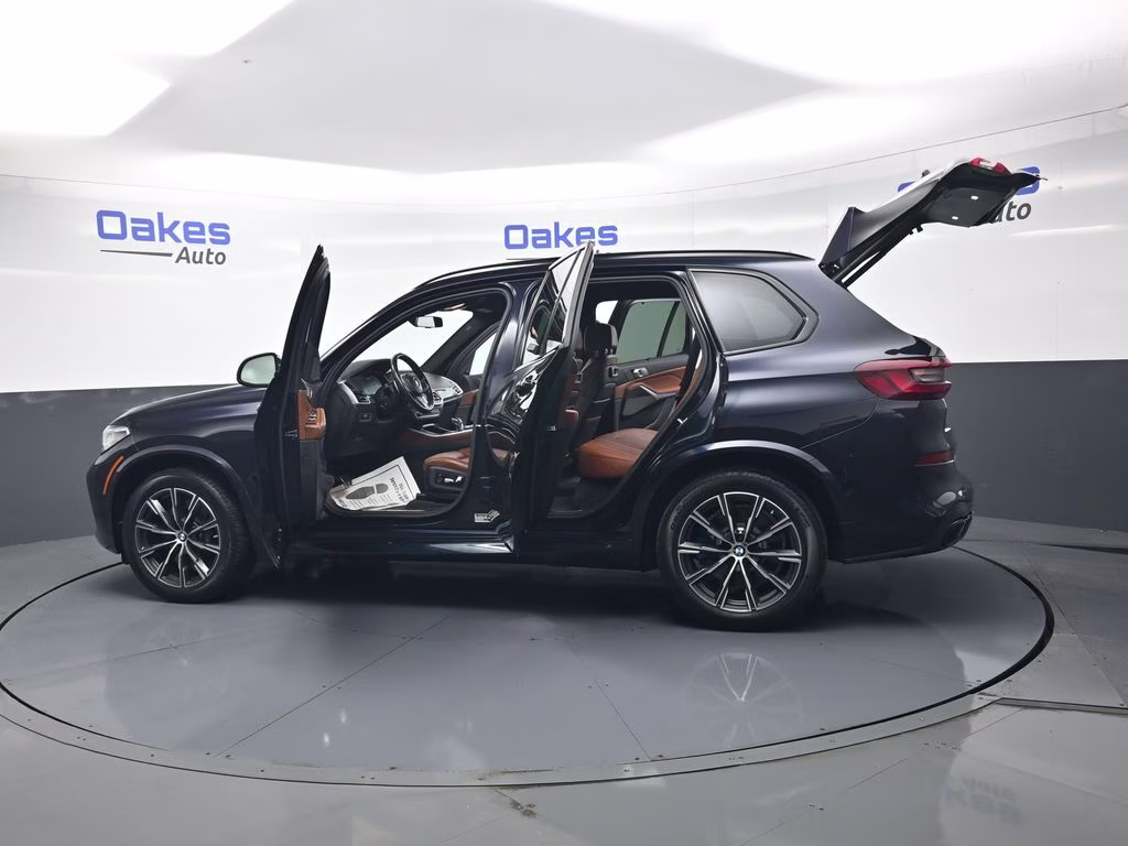 2022 Carbon Black Metallic BMW X5 M50i AWD SUV