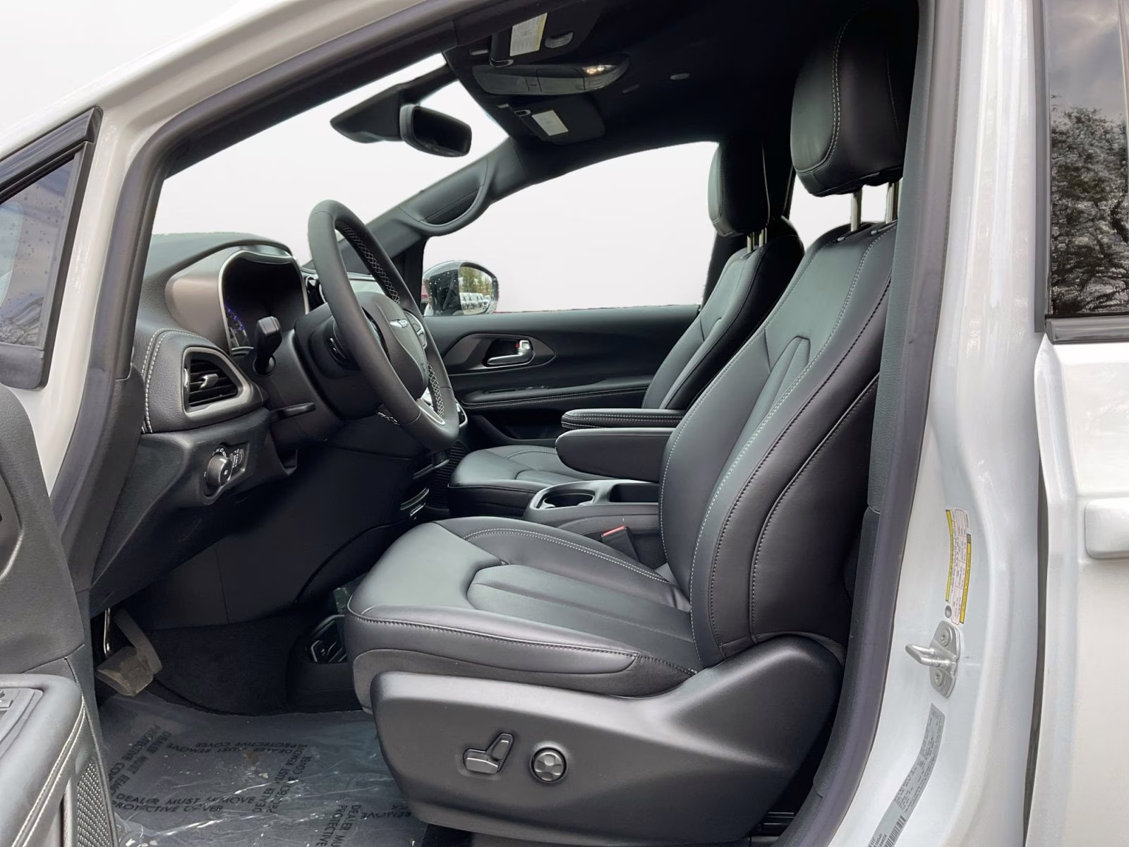 2026 Bright White Clearcoat Chrysler Pacifica Select AWD Van