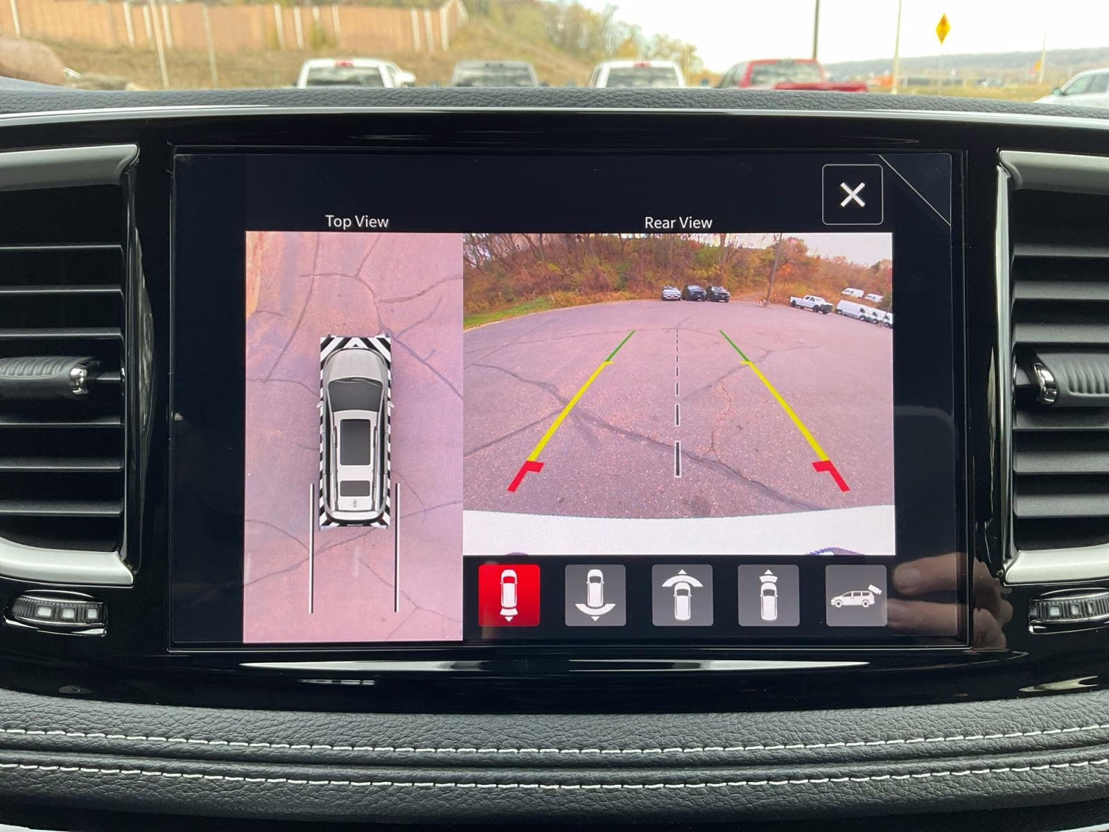 2026 Bright White Clearcoat Chrysler Pacifica Select AWD Van