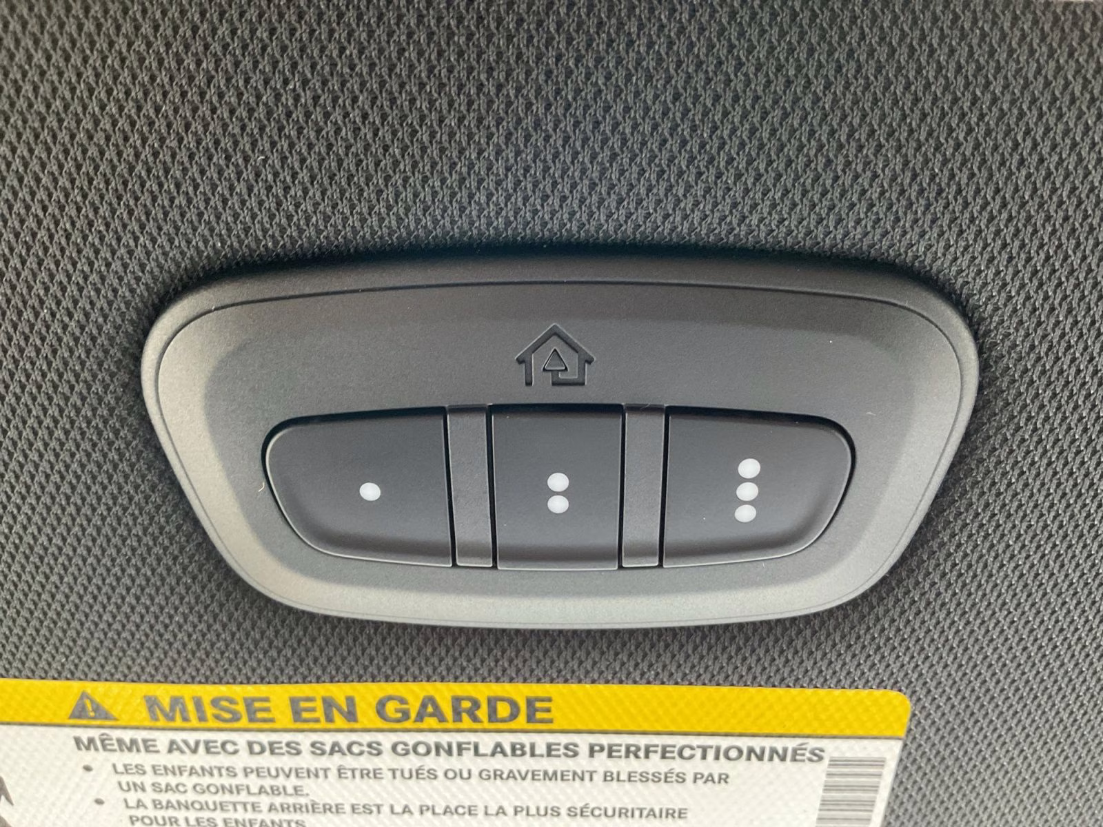 2026 Bright White Clearcoat Chrysler Pacifica Select AWD Van