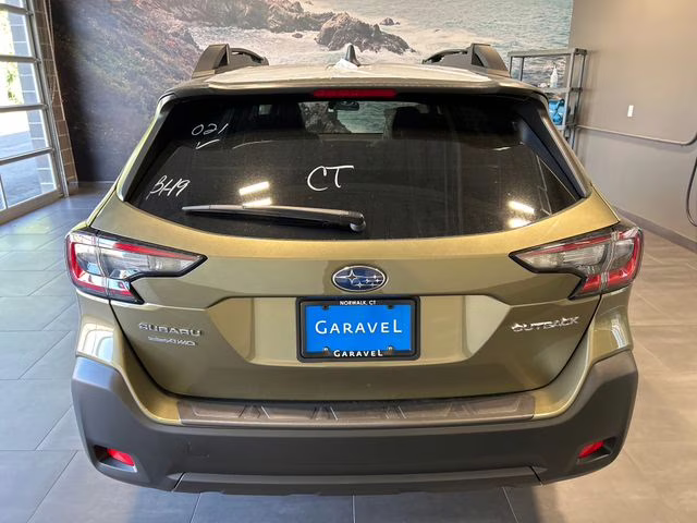 2025 Autumn Green Metallic Subaru Outback Premium AWD SUV