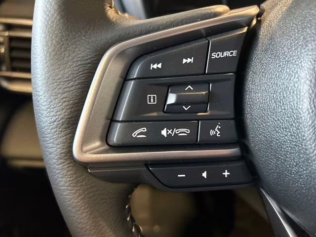 2025 Crystal White Pearl Subaru Outback Limited XT AWD SUV