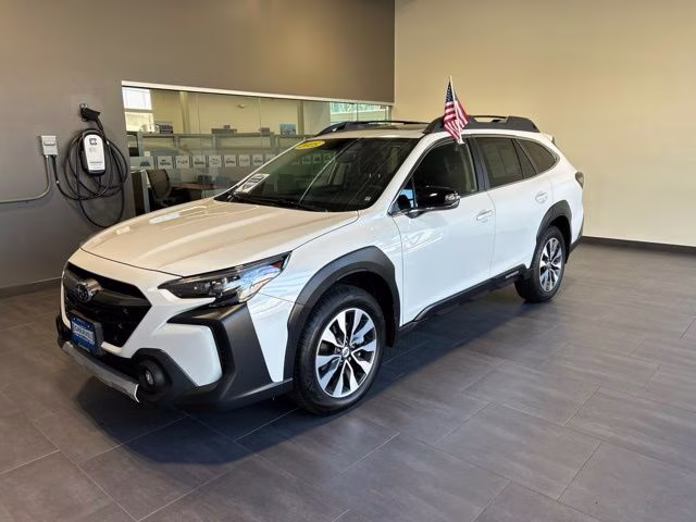 2025 Subaru Outback Limited - Photo 18